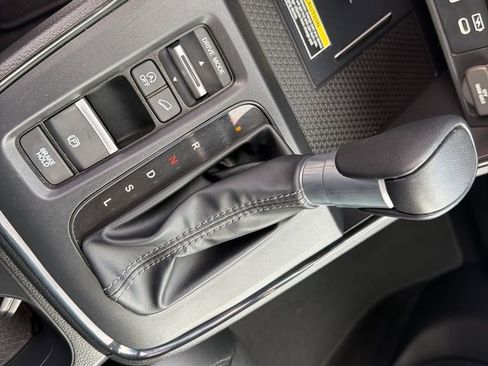 Used 2024 Honda CR-V EX-L image 17