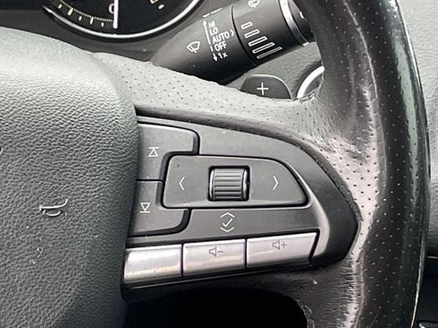 Used 2021 Cadillac XT4 Sport w/ Cold Weather Package FWD image 14