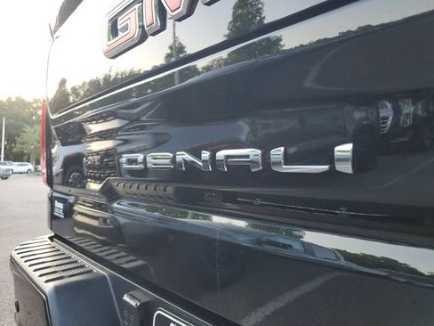 Used 2024 GMC Sierra 1500 Denali w/ Denali Reserve Package AWD/4WD image 8