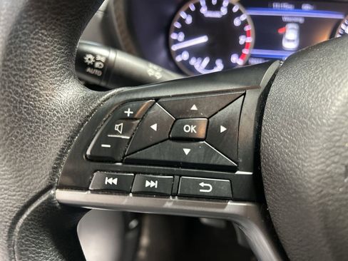 Certified 2024 Nissan Sentra SV FWD image 18