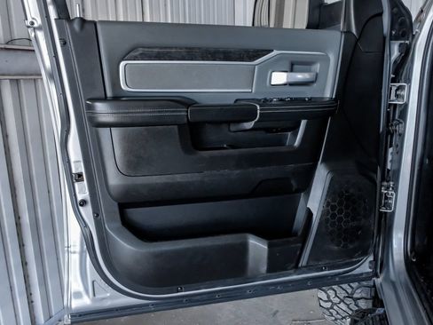 Used 2019 RAM 2500 Big Horn AWD/4WD image 42