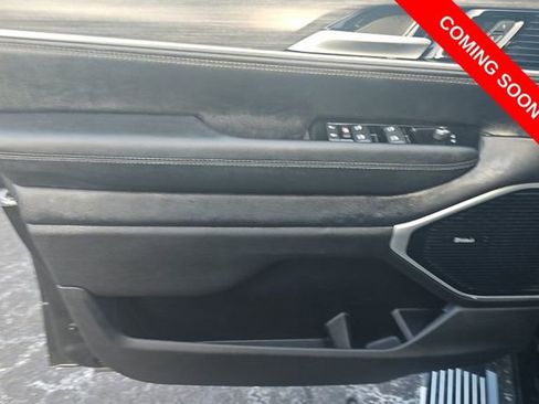 Used 2024 Jeep Wagoneer Series III w/ Premium Group I image 10