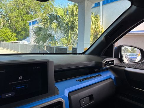 Used 2025 Toyota Tacoma TRD Off-Road AWD/4WD image 35