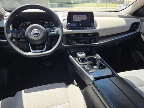 Used 2023 Nissan Rogue SV FWD image 15