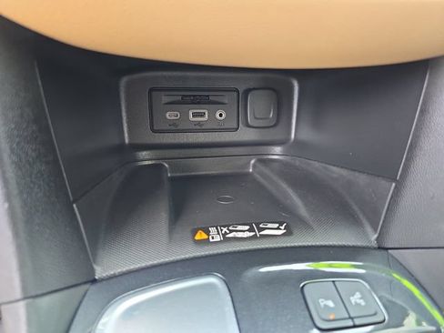 Used 2022 Chevrolet Equinox Premier FWD image 20