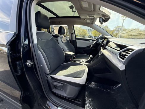 New 2026 Volkswagen Taos SE AWD/4WD image 25