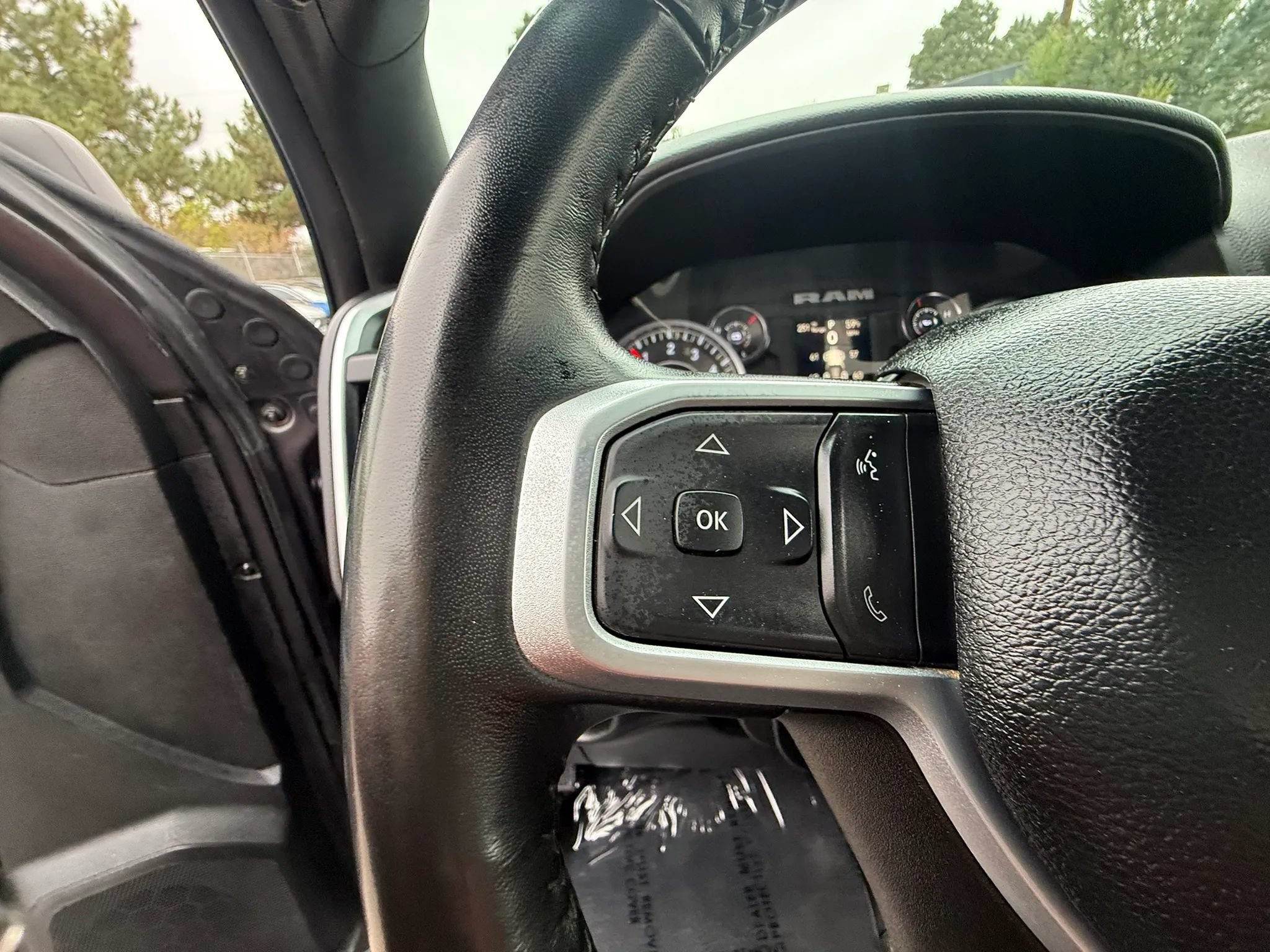 Used 2024 RAM 2500 Big Horn AWD/4WD image 32