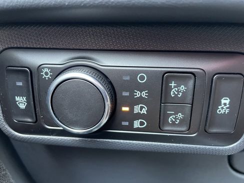 New 2025 Ford Mustang Mach-E Premium image 20