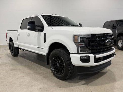 Used 2022 Ford F250 Lariat w/ Black Appearance Package AWD/4WD image 5