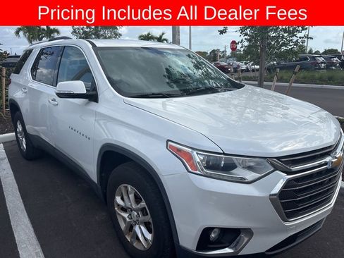 Used 2018 Chevrolet Traverse LT FWD image 1