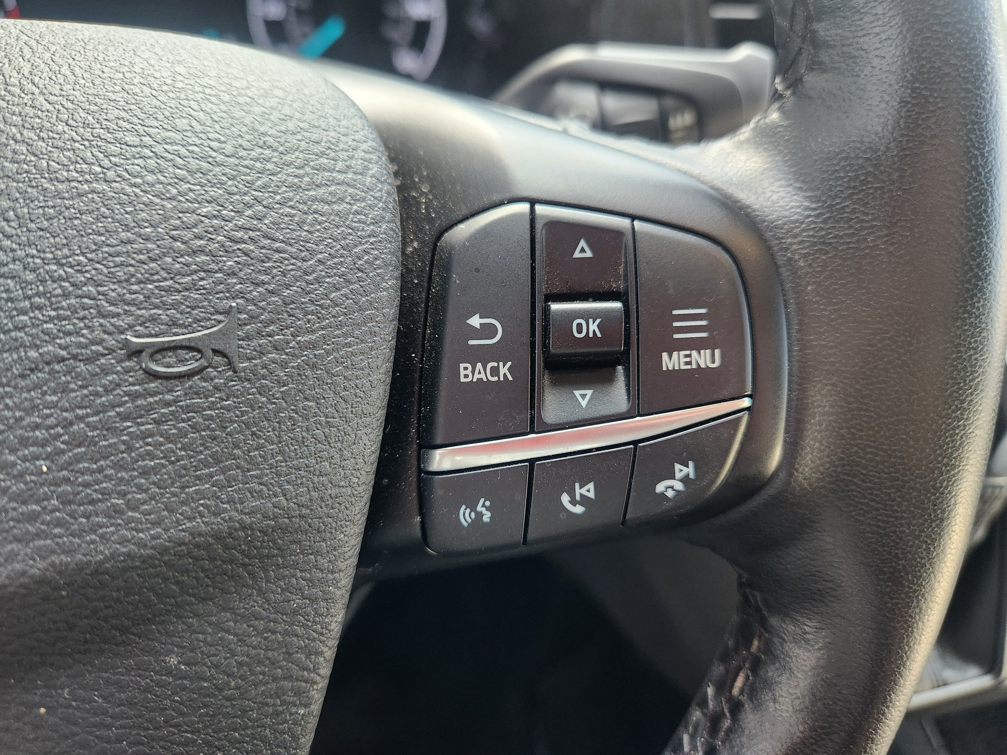 Used 2023 Ford Transit 150 Low Roof AWD image 35