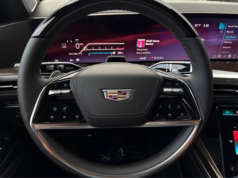 New 2026 Cadillac Escalade ESV Platinum Sport w/ LPO, ONYX Package AWD/4WD image 19