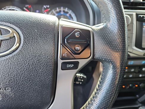 Used 2016 Toyota 4Runner Limited image 18