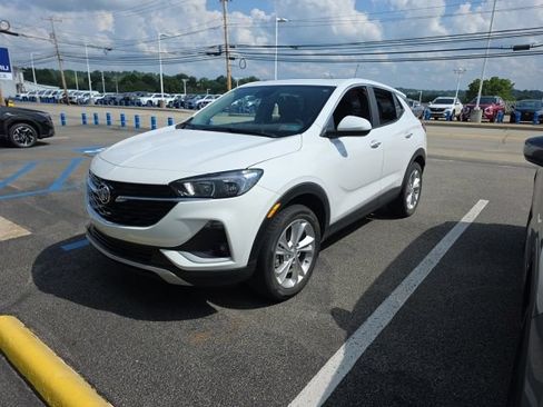 Used 2023 Buick Encore GX Preferred w/ Cold Weather Comfort Package AWD/4WD image 2