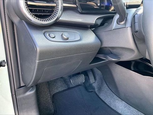 New 2026 Chevrolet Trax ACTIV w/ Driver Confidence Package FWD image 30