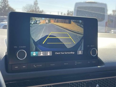 Used 2025 Honda Civic Sport image 26