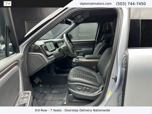 Used 2023 Rivian R1S Adventure image 17