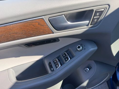 Used 2016 Audi Q5 2.0T Premium Plus w/ Technology Package image 25