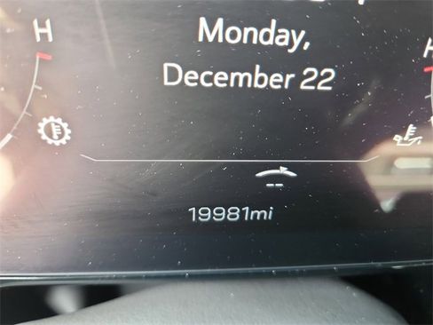 Certified 2025 GMC Yukon Elevation image 27