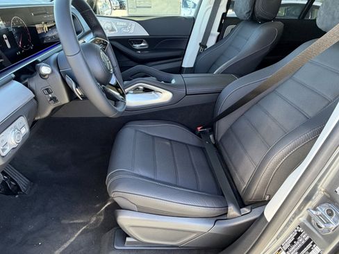 New 2026 Mercedes-Benz GLS 450 4MATIC image 18