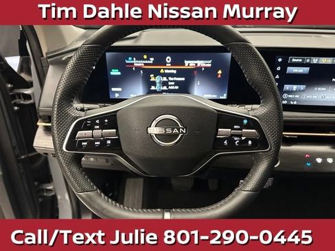 Used 2024 Nissan Ariya FWD image 25