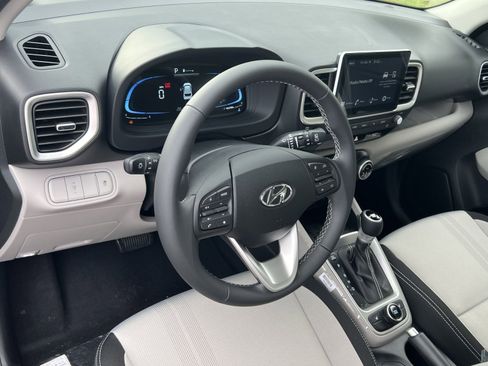 New 2026 Hyundai Venue SEL image 15