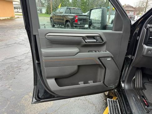 New 2026 GMC Sierra 2500 AT4 w/ AT4 Premium Plus Package AWD/4WD image 12