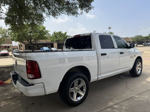 Used 2013 RAM 1500 Express RWD image 4