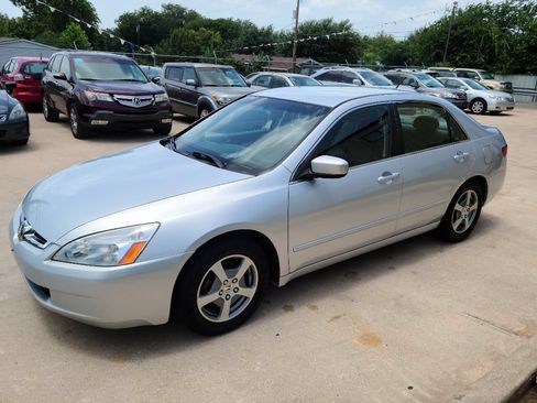 Used 2005 Honda Accord Hybrid Sedan image 7