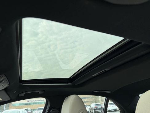 Used 2022 Mercedes-Benz E 350 E 350 image 27