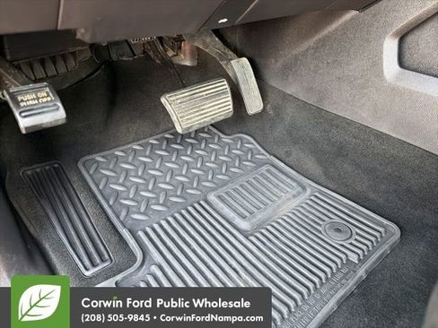 Used 2014 GMC Sierra 1500 SLT w/ Driver Alert Package image 27