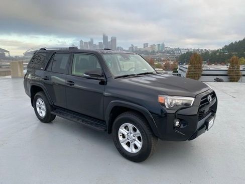 Used 2024 Toyota 4Runner SR5 Premium image 29