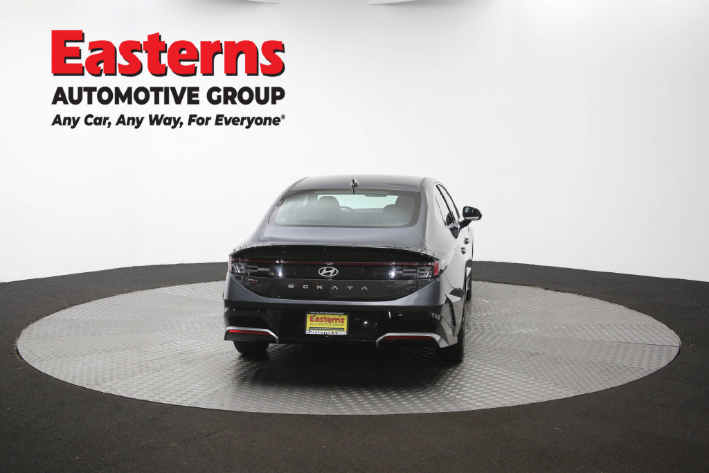 Used 2025 Hyundai Sonata SEL FWD image 41