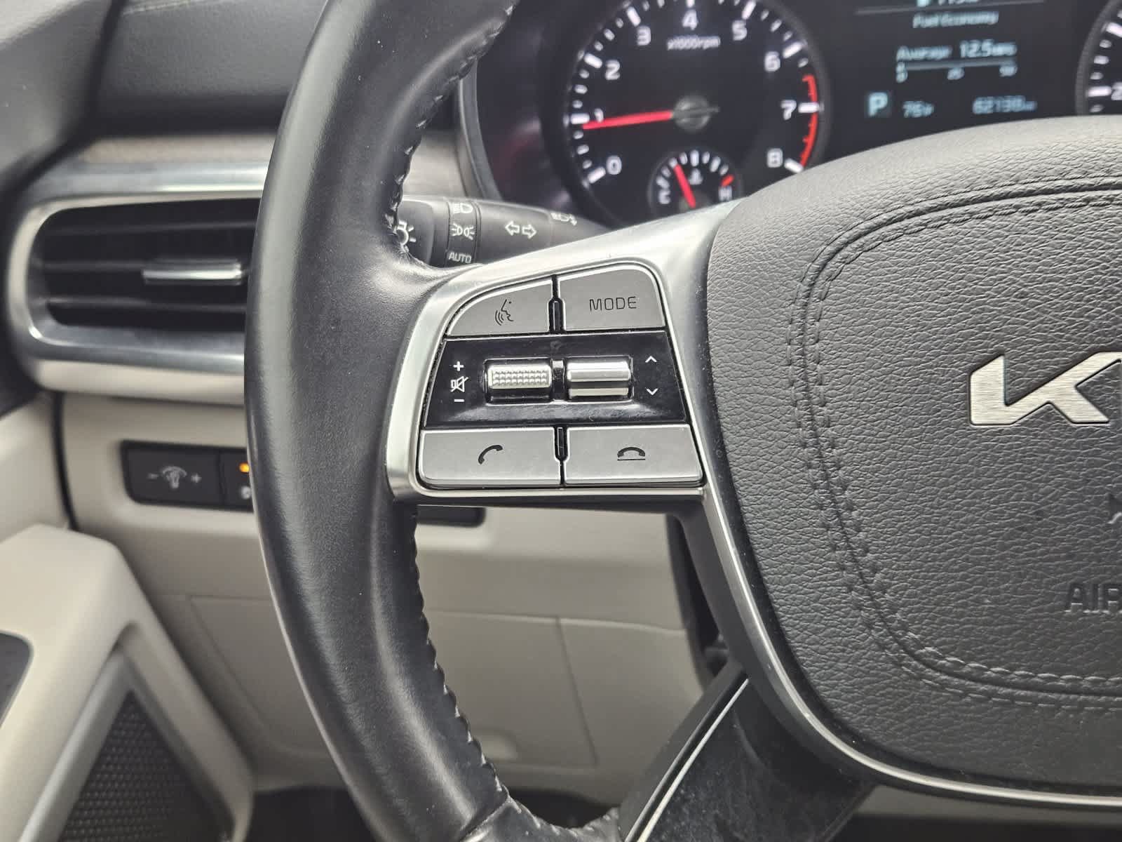 Certified 2022 Kia Telluride EX w/ EX Premium Package FWD image 25