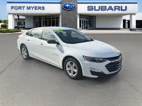 Used 2021 Chevrolet Malibu LS image 1