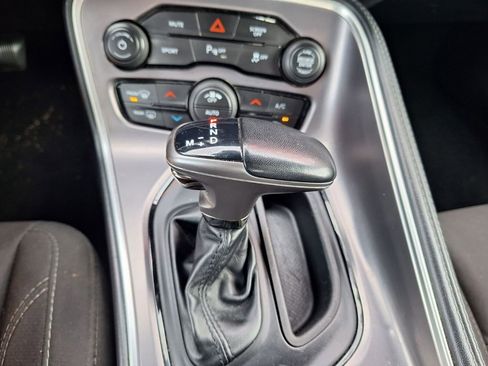 Used 2021 Dodge Challenger SXT w/ Driver Convenience Group image 16