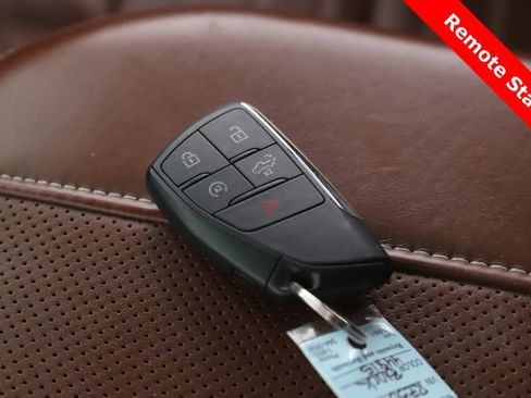 Used 2024 GMC Sierra 1500 Denali Ultimate AWD/4WD image 3