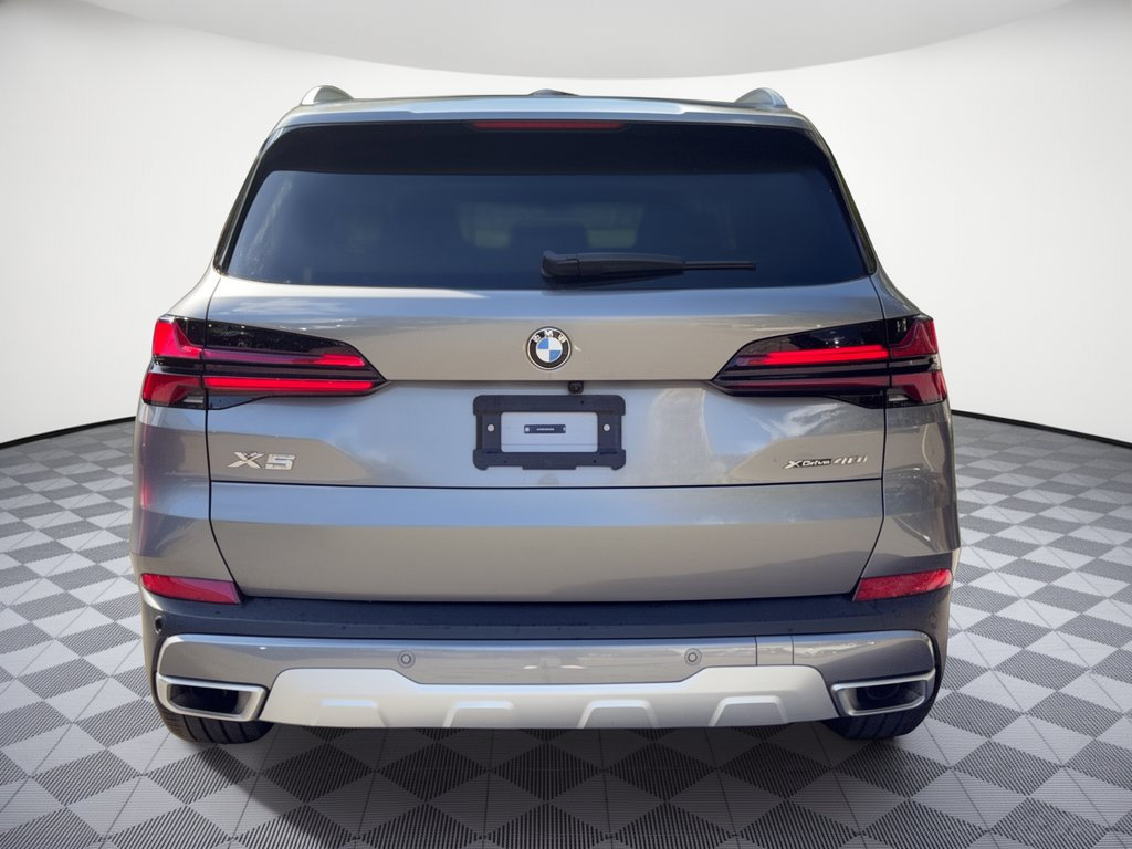 Used 2026 BMW X5 xDrive40i AWD/4WD image 11