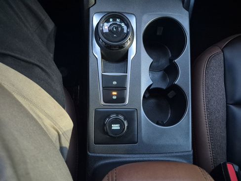 Certified 2025 Ford Bronco Sport Outer Banks w/ Outer Banks Tech Package+ image 31