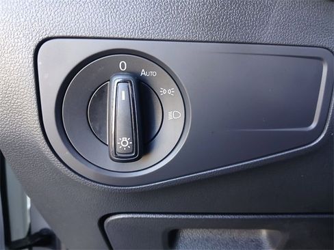 Used 2024 Volkswagen Tiguan S image 25