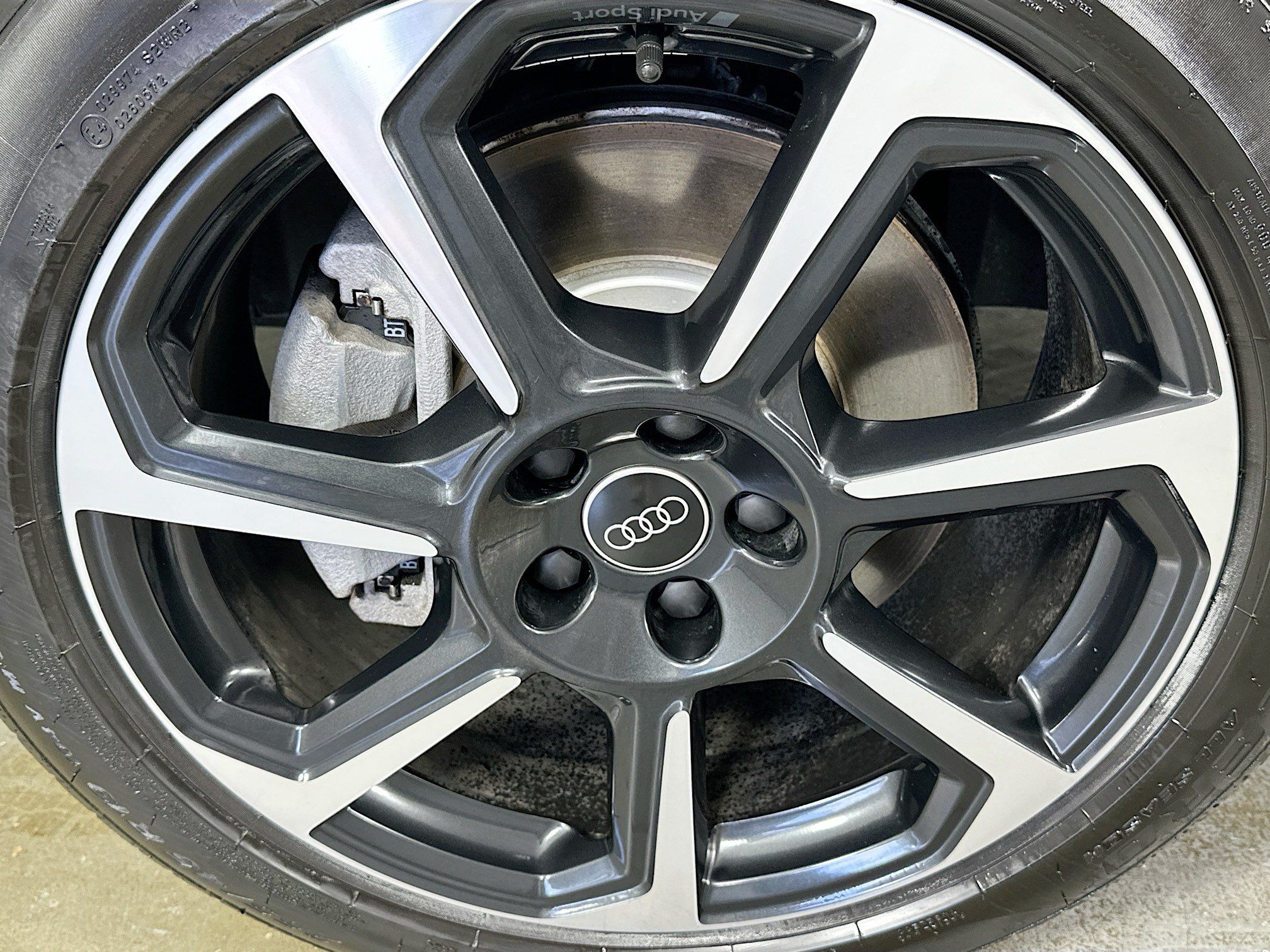 Used 2025 Audi Q3 2.0T Premium Plus AWD/4WD image 31