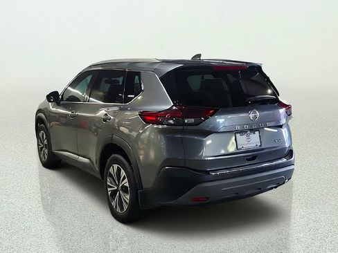 Used 2021 Nissan Rogue SV w/ Premium Package FWD image 5