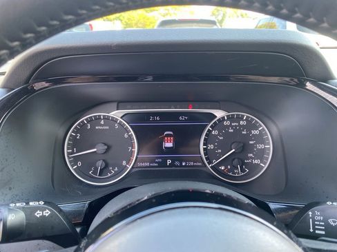 Used 2022 Nissan Pathfinder SL w/ SL Black Package image 24