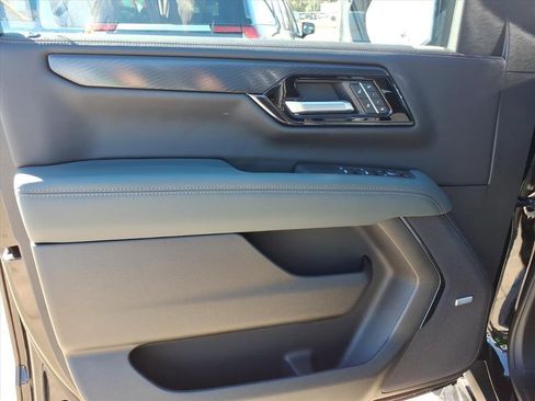 New 2026 GMC Yukon XL AT4 image 13