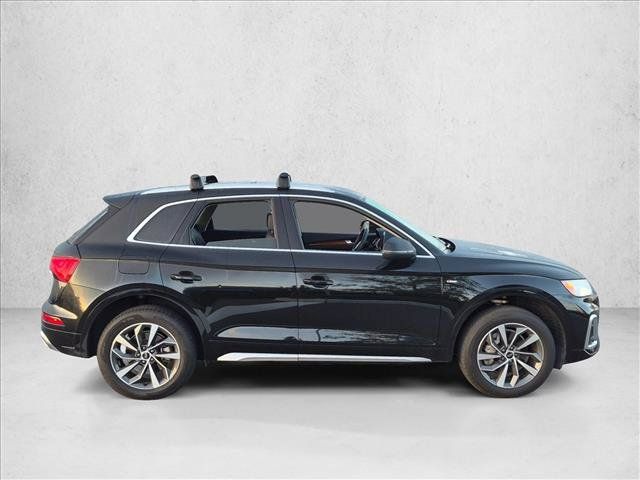 Used 2023 Audi Q5 2.0T Premium Plus w/ Premium Plus Package AWD/4WD image 4