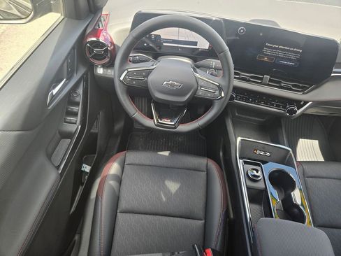 New 2026 Chevrolet Equinox RS w/ Safety and Technology Package FWD image 9