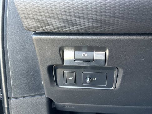 Used 2022 Land Rover Range Rover Evoque R-Dynamic S AWD/4WD image 16