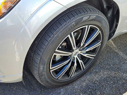 Used 2020 Volvo XC60 T5 Inscription w/ Protection Package Premier AWD/4WD image 6