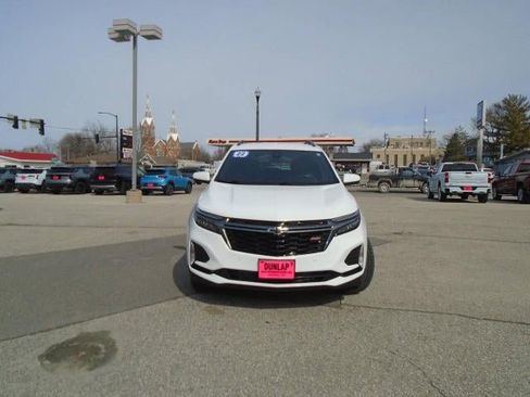 Used 2022 Chevrolet Equinox RS w/ Infotainment Package image 2