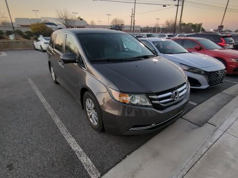 Used 2016 Honda Odyssey EX-L image 2